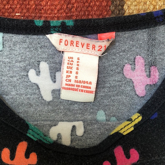Adorable Cactus Crop Small Forever 21 - Picture 2 of 2